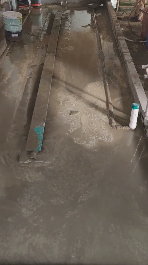 트렌치 주변 보강 완료